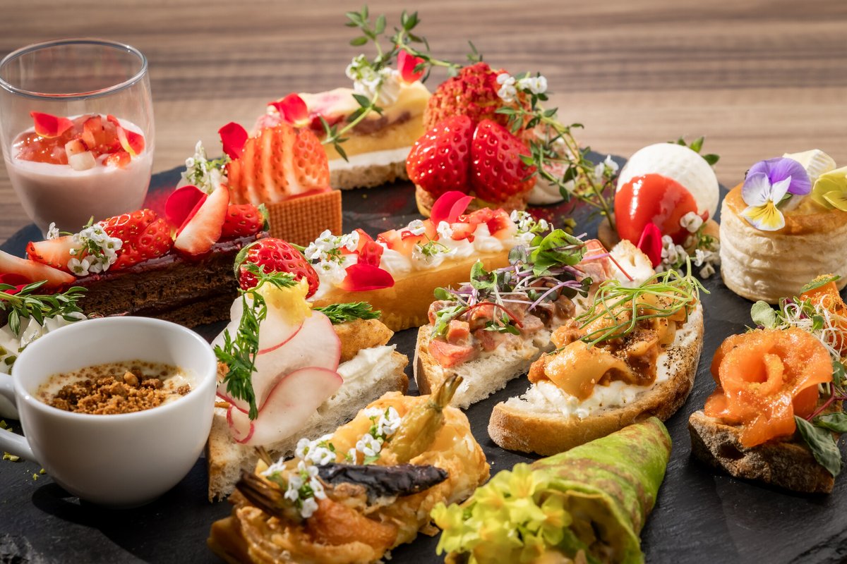 名古屋・ミッドランドスクエア41Fの絶景とともに　8種のチーズと苺を堪能するアフタヌーンティー　苺のシーズナル... prtimes.jp/main/html/rd/p…