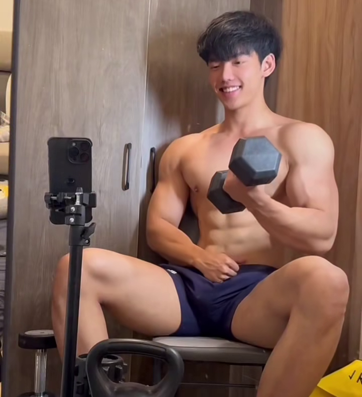 dailybestboys's tweet image. 