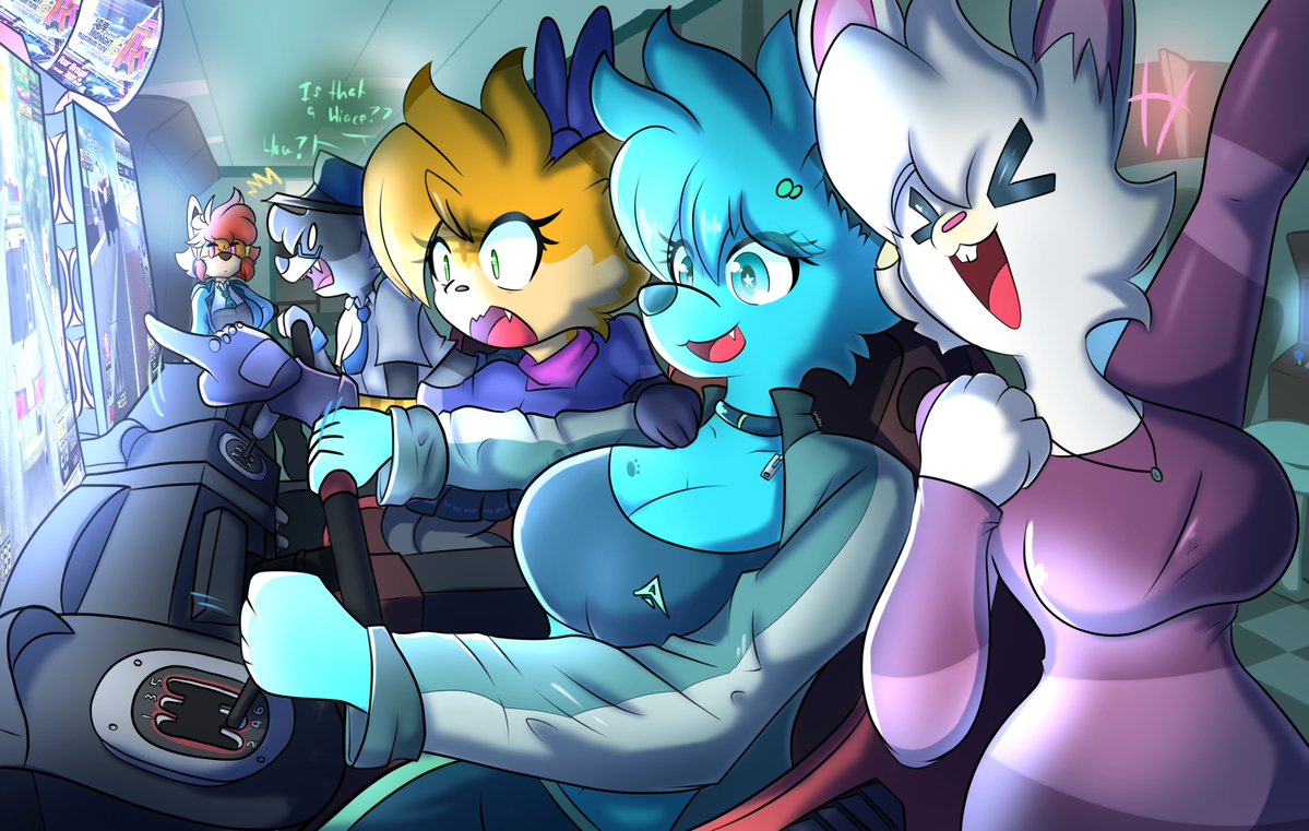 I realize how less often I post in my Twitter, so here's sum stuff I had going on in my Insta, of my girlies playing arcade games together

I suck at shading at times TwT