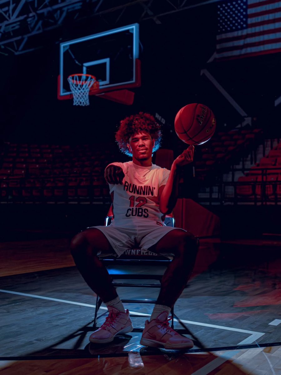 Blawrence12 tweet media