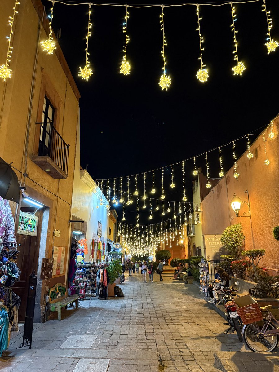 Querecool tweet media