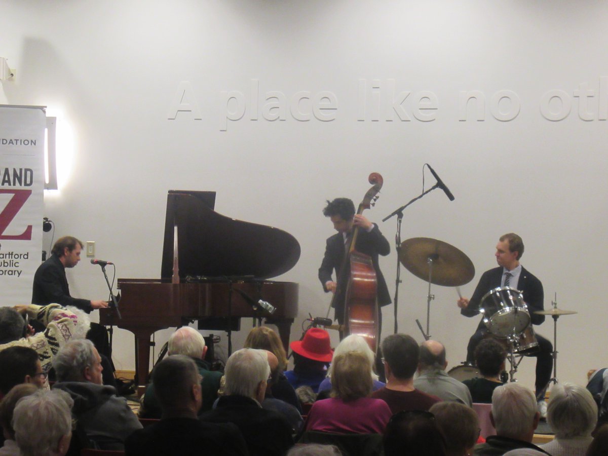 QOTDCT's tweet image. #RecentlyInCT / #RecentConcertsInCT:
The Iftah Kary Trio at the #Hartford Library, 1/4/2026,
kicking off its 22nd annual Baby Grand Jazz Series
