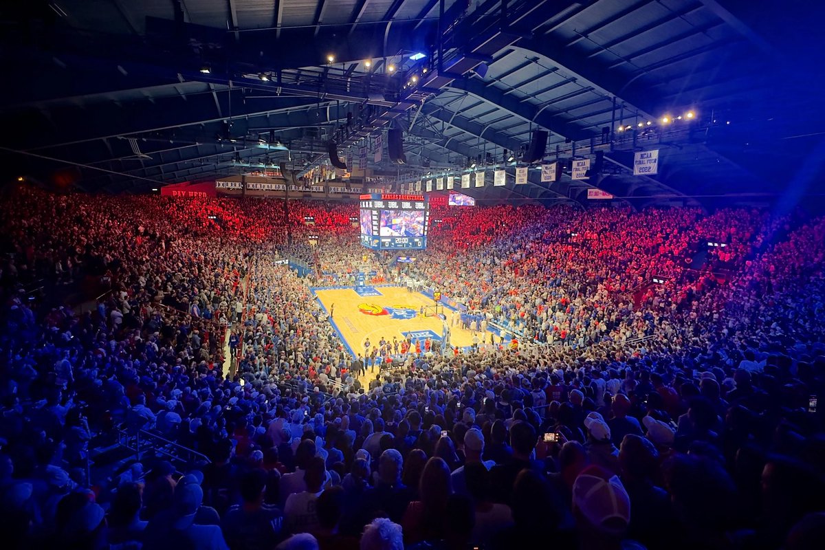 RRinehart2012's tweet image. This building is magic. Nothing will ever compare.