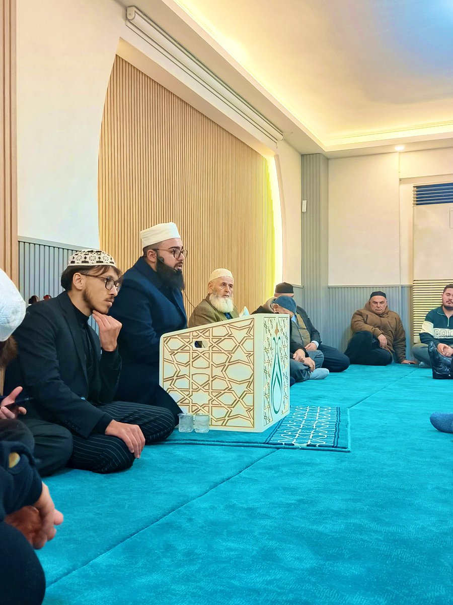 taha_00113's tweet photo. Ey Rabbin yarattığı insanoğlu… Sana emredildiği gibi dosdoğru ol. https://t.co/TvsRbE3joi