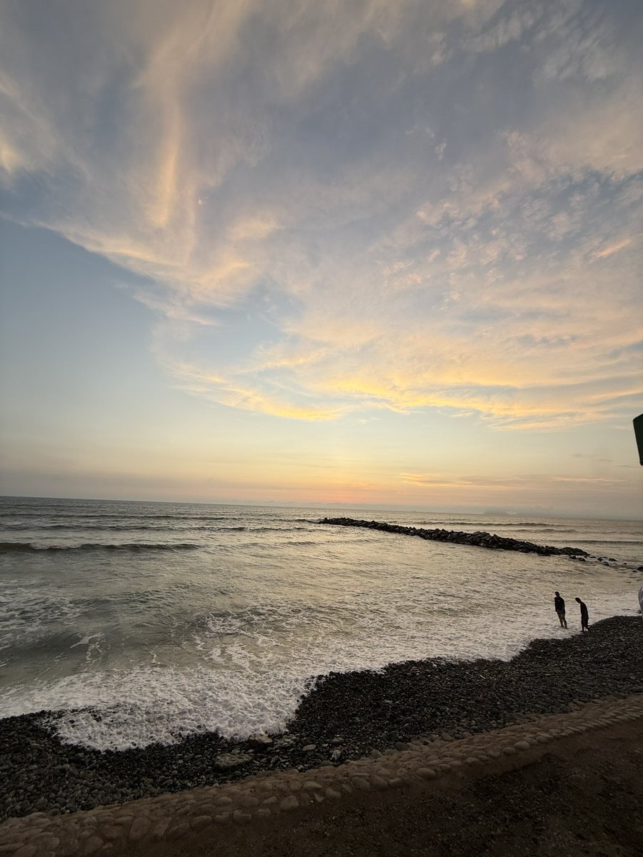 hoaxieau's tweet photo. primer sunset del añooo 🫶🏻 https://t.co/Mmbw3GbIbx