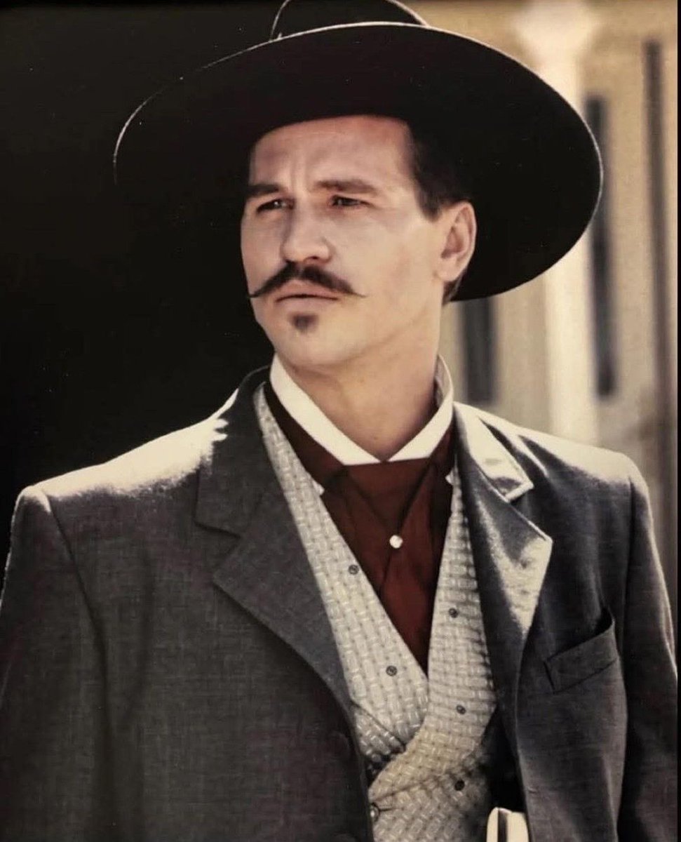 TheGoldenLine's tweet image. Ur.dad

Me thinking bout joining rdr RP and im stuck here

Face claim for an oc or genuinely Doc Holiday