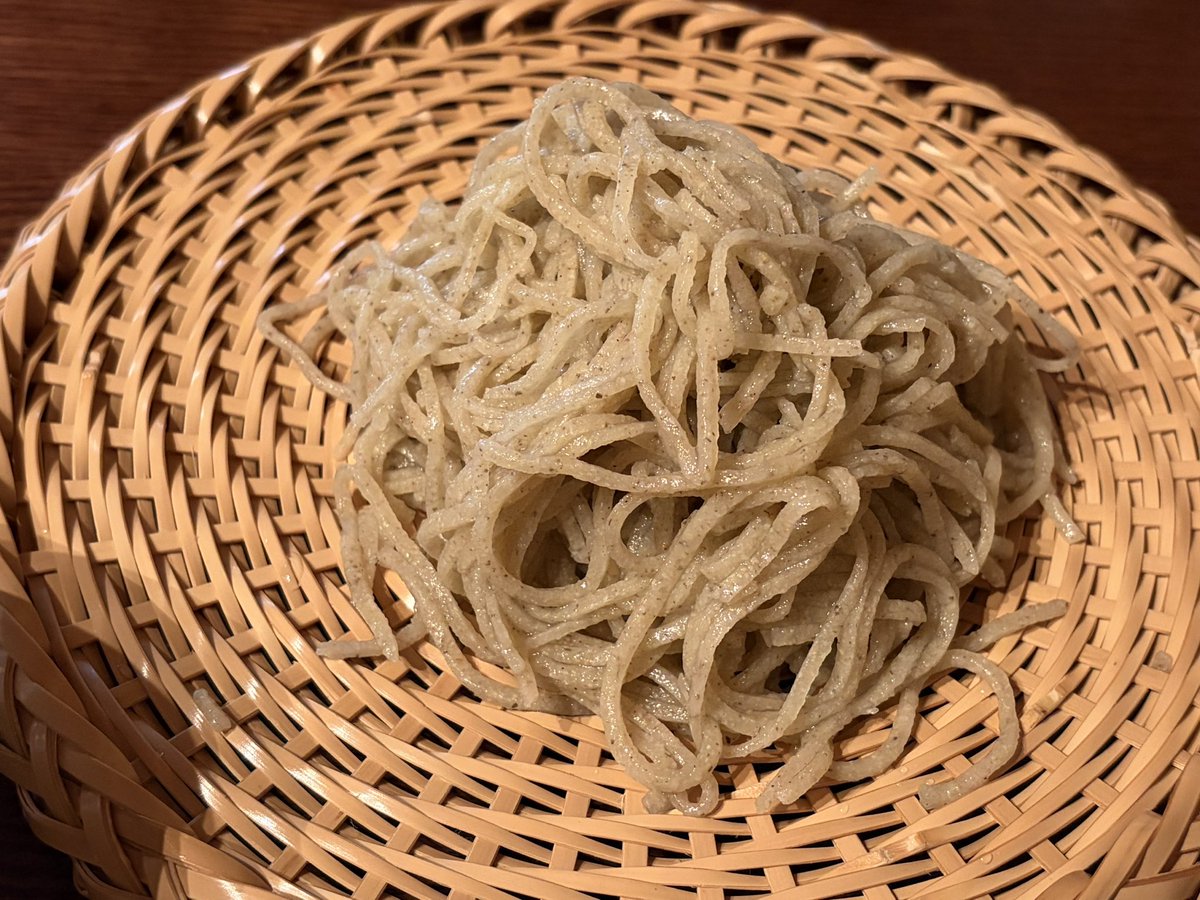 葉山　惠土　9.5割蕎麦　0.5だけ小麦粉
蕎麦がきがとろとろ　ごぼう餅うまし