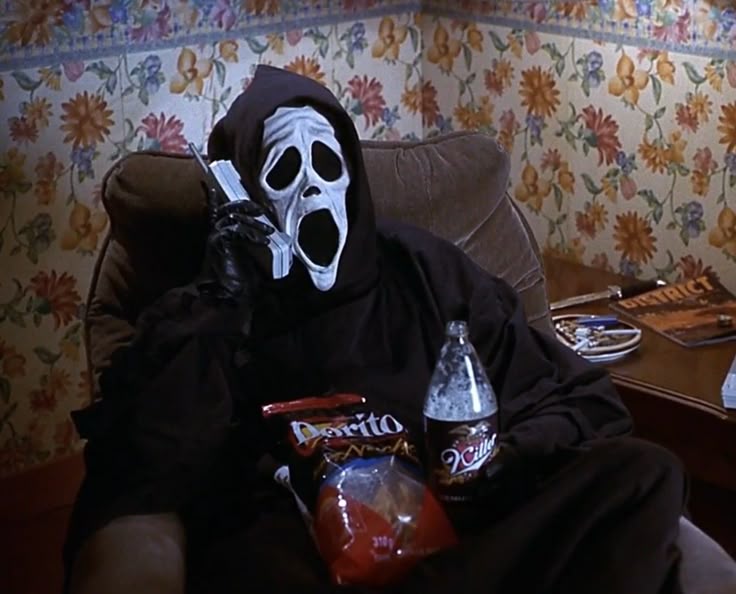 thecinelost's tweet image. 