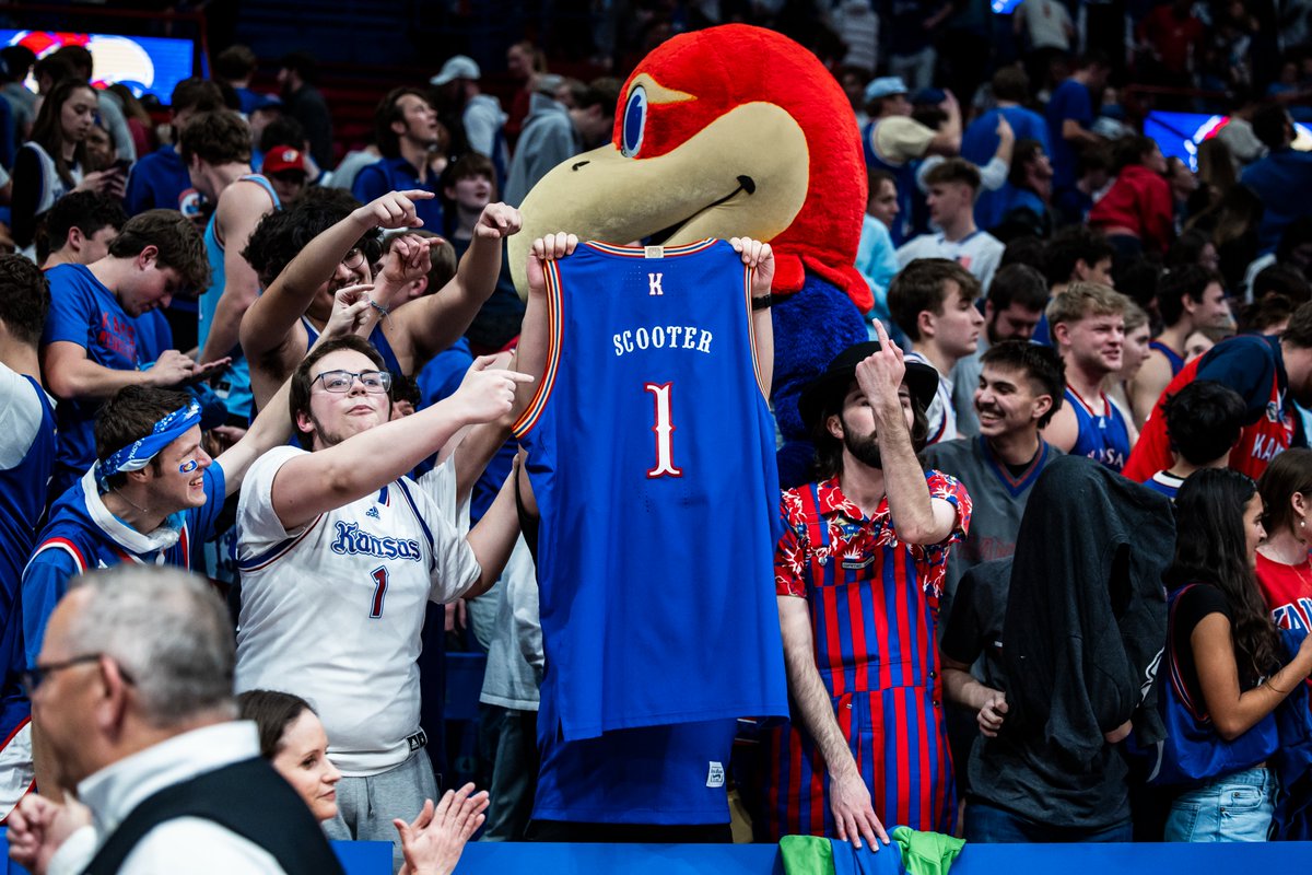 Kansas Jayhawks tweet media