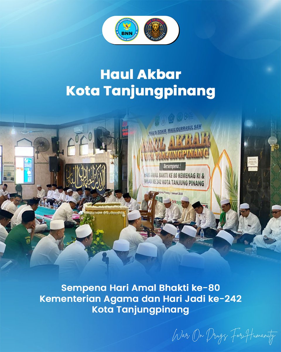 bnnktpi's tweet photo. Rabu, 07 Januari 2025. Personil BNN Kota Tanjungpinang Hendria Ruswan, Amd menghadiri kegiatan Haul Akbar Kota Tanjungpinang Sempena Hari Amal Bhakti-80 Kementerian Agama RI dan Hari Jadi ke-242 Kota Tanjungpinang. https://t.co/nJ7WEDDuif