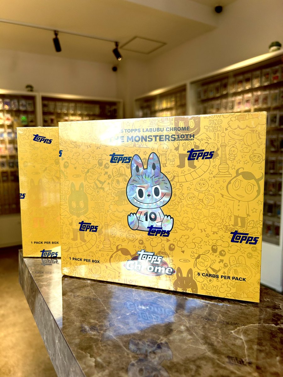ラブブ カード 2025 Topps Chrome Labubu 10th Anniversary Box 1Box