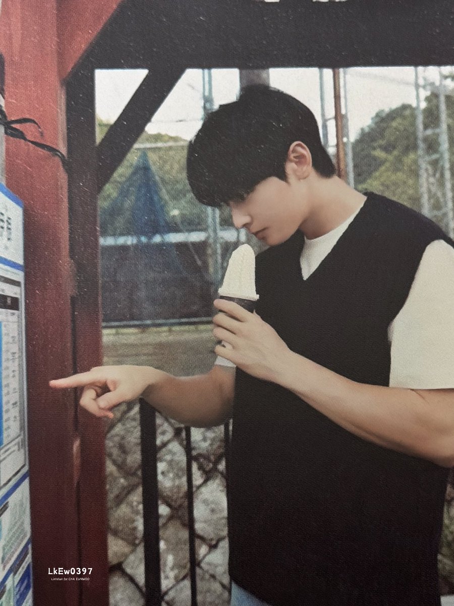 2025 OFFICIAL PHOTOBOOK _ [Me Unbox Cha EunWoo] 🧸🍦

#차은우 #CHAEUNWOO #チャウヌ #ชาอึนอู
 #车银优 #車銀優