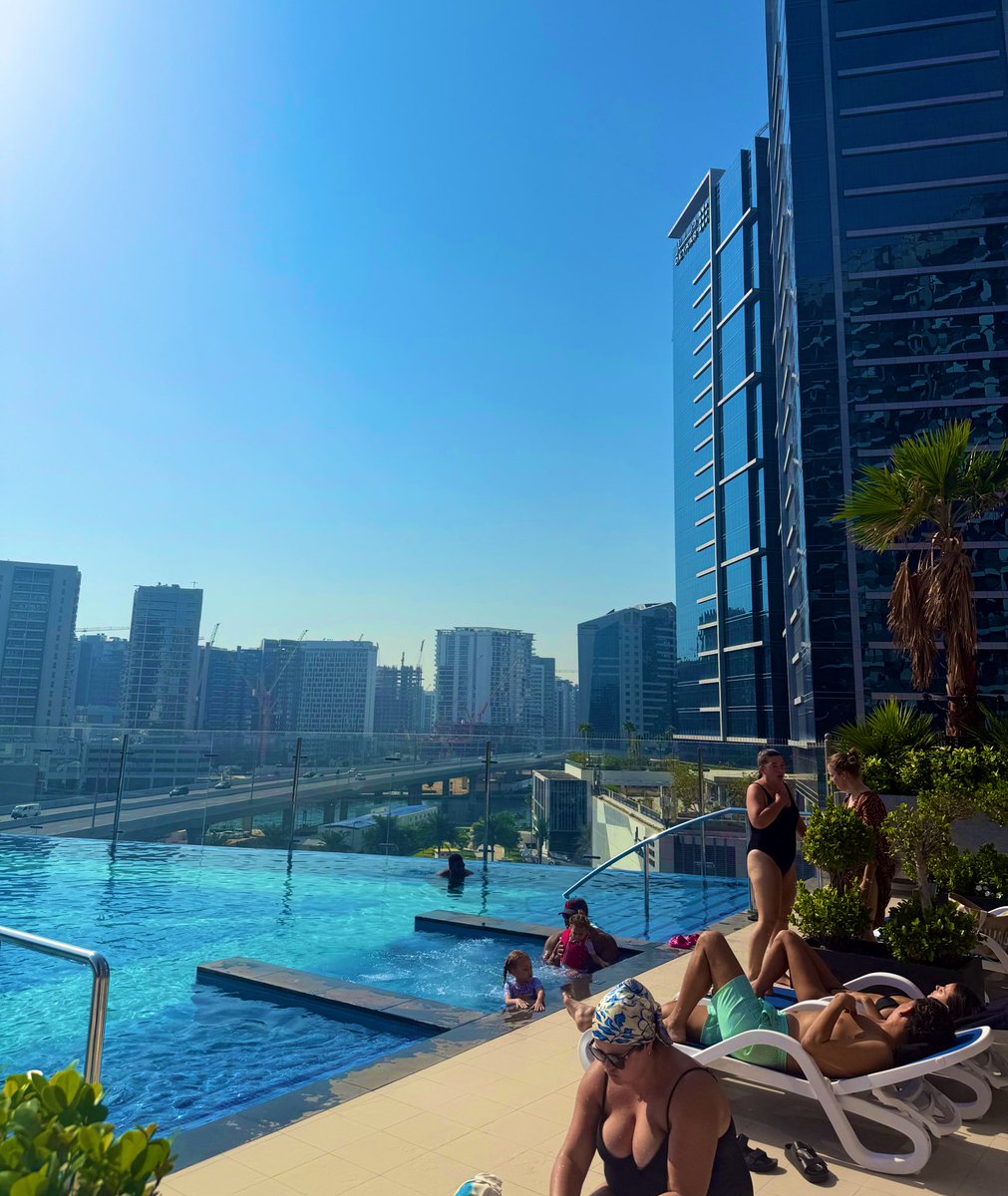 Good Morning from Dubai 🇦🇪

Say it back 🤝