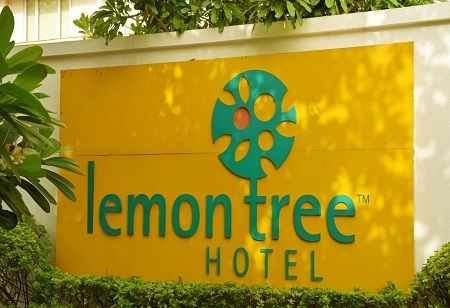 Lemon Tree Hotels Signs 228-Room Suites Property in Tirupati

🔗homesindiamagazine.com/news/lemon-tre…

#LemonTreeHotels #Tirupati #ReligiousTourism #HospitalityNews #HotelExpansion #PilgrimageTravel #TravelIndia