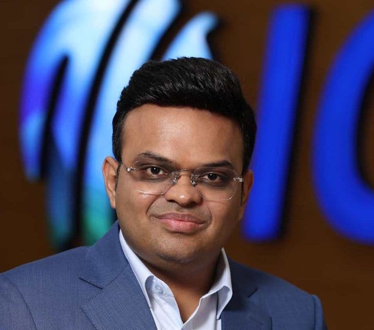 बांग्लादेश की इतनी बेइज्जती होने के बाद अब ICC ने भी तगड़े मजे लिए हैं😃

कुछ दिन पहले Bangladesh ने ICC से अपने मैचों को भारत से बाहर कराने की गुहार लगाई थी जिसे ICC ने खारिज कर दिया।

अब ICC ने कहा है कि 

बांग्लादेश को T-20 वर्ल्ड कप के मैच खेलने भारत जाना होगा या तो अपने