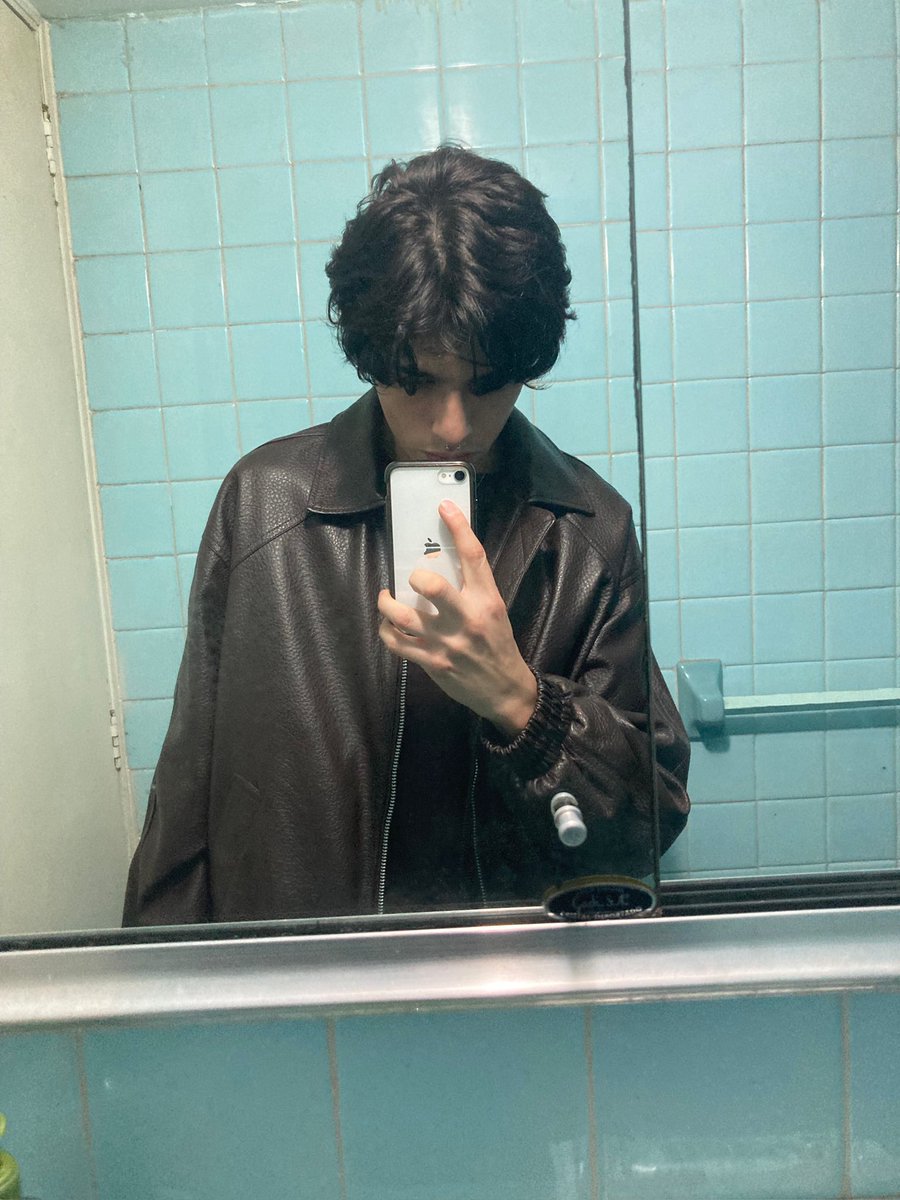 ángel caído homosexual tweet media