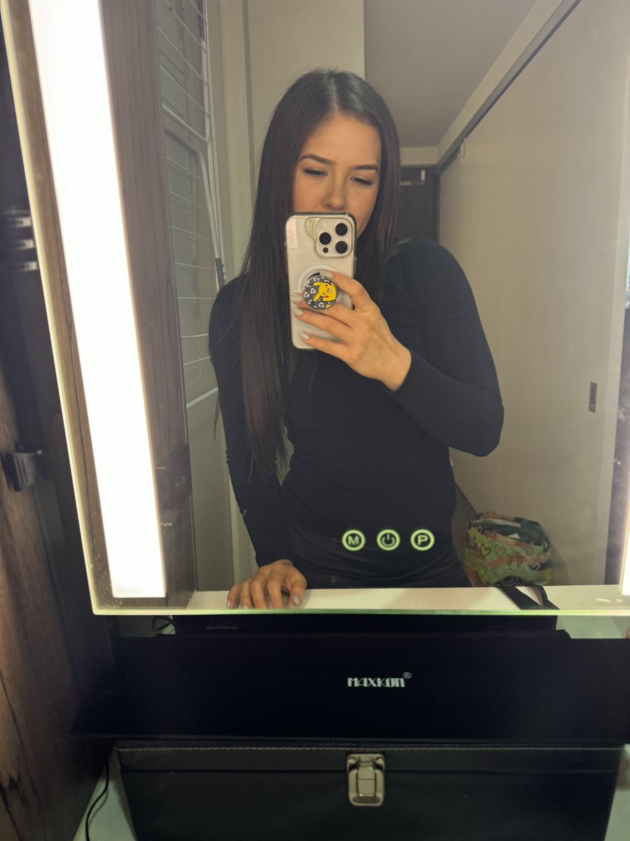 MissOliviaPe's tweet image. 🖤🖤🖤🖤🖤🖤🖤🖤🖤🖤🖤🖤🖤🖤

It’s so good to be back! How are you staying cool today in Melbourne? I’ve got all the aircons going!

🖤🖤🖤🖤🖤🖤🖤🖤🖤🖤🖤🖤🖤🖤