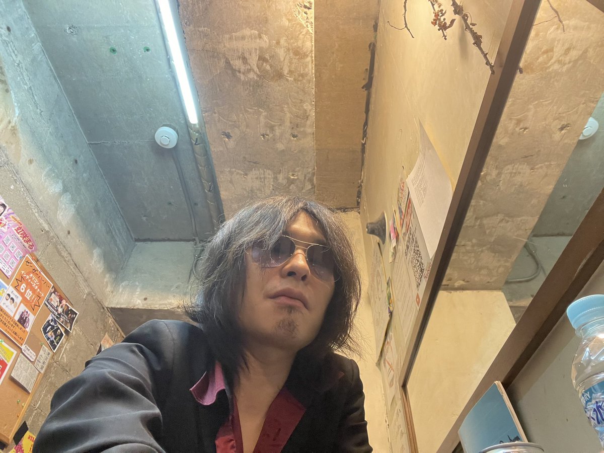新年一発目❗️

今夜、２１時〜

"tokyonoelのオソンRADIO"

生配信致します。

テーマは

オソンソンと年末年始と

宜しくどーぞ🙇‍♂️

youtube.com/@tokyonoel?si=…