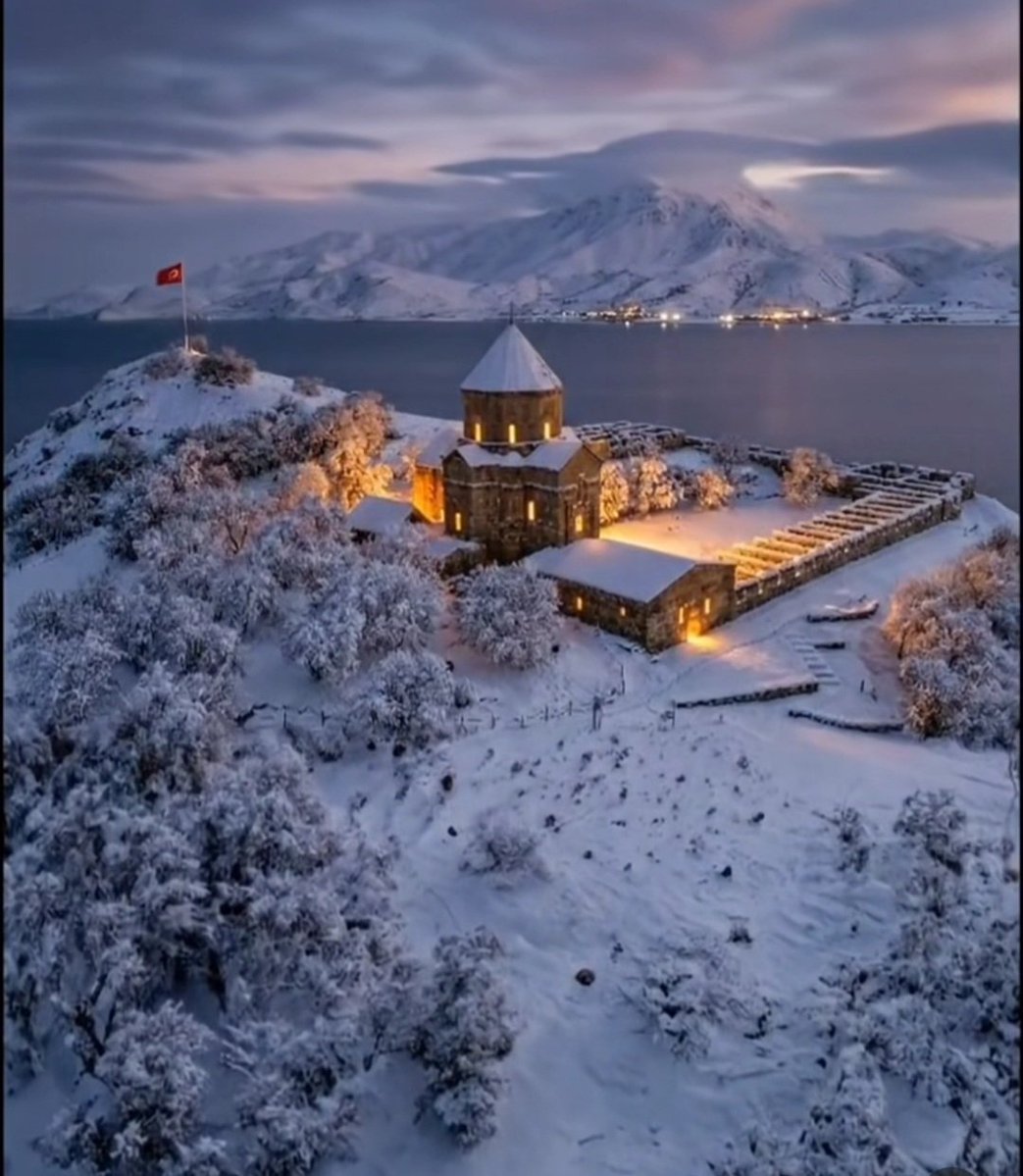 Karlı VAN sabahından günaydın TÜRKİYEM her güzel şey gönlünce olsun