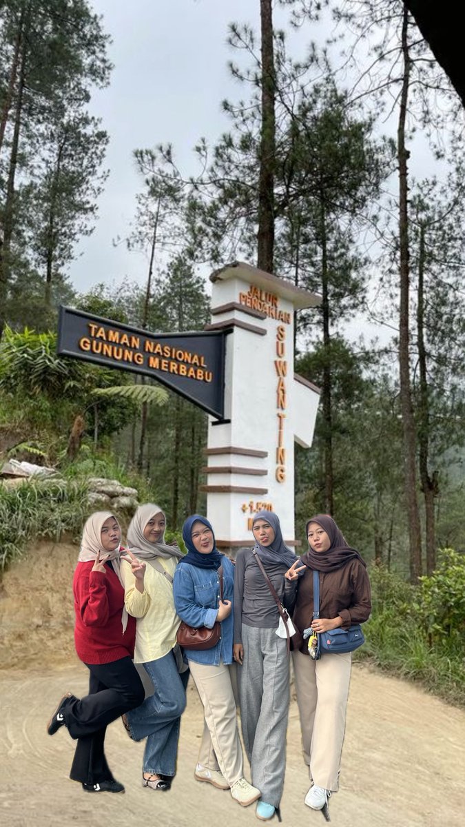 happiertsreja's tweet photo. Mau ke gunung siapa tau nemu jodoh #ngapain #izin https://t.co/MgA9oF17rU