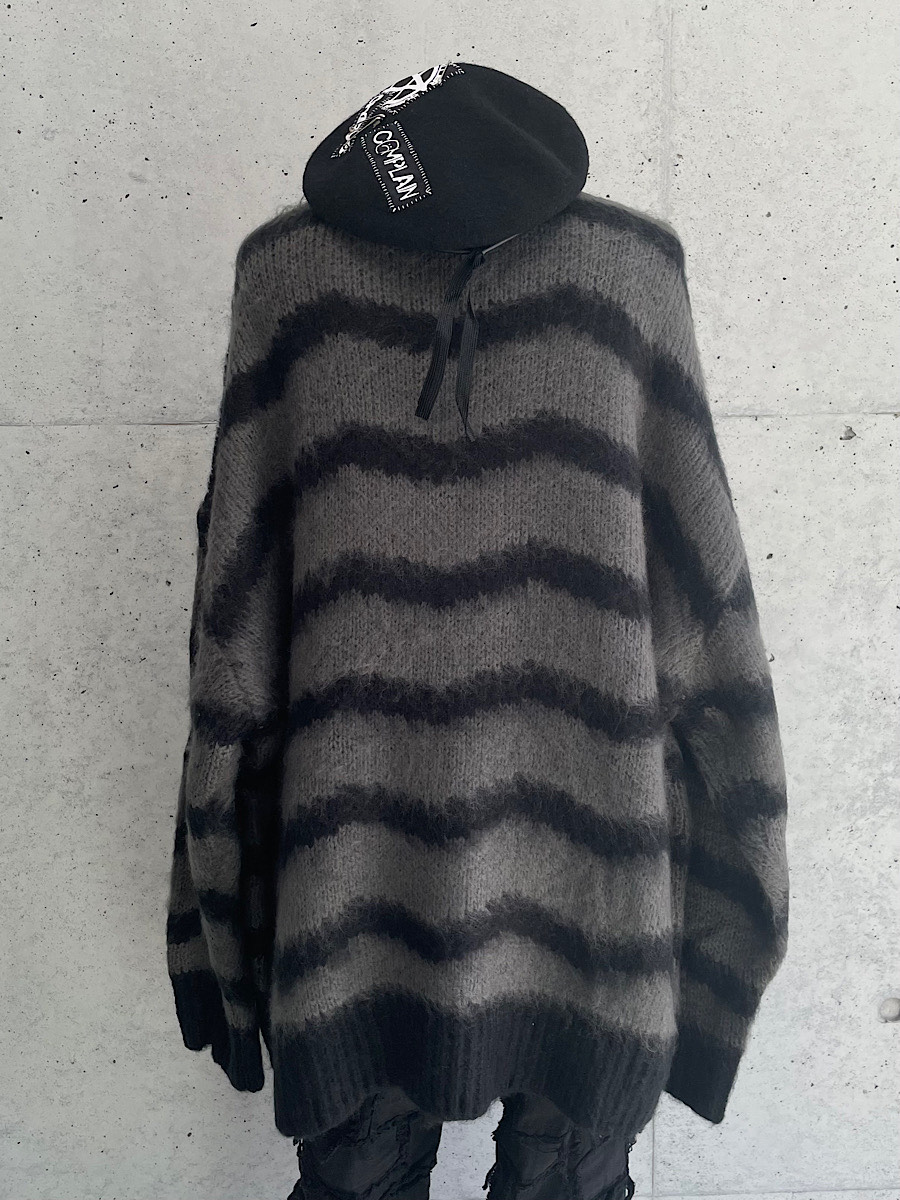 hellcatpunks's tweet image. ♠︎NEW ITEM♠︎
メンズライン「HUNDREDCLUB」のモヘアニット
チクチクしにくいふわふわした柔らかな肌触り♫
落ち着いた色味でコーデしやすいのも魅力˚✧₊
ビッグシルエットのアイテムとして女性にもおすすめです
今なら期間限定10％ OFF!!

★モヘアニット
hellcatpunks.com/i/HRC-KN0003