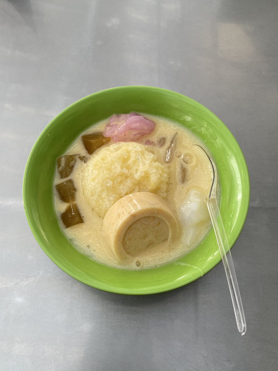 endrunaline's tweet image. nom