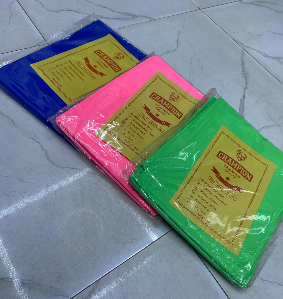 Ms_Wanjiruh's tweet photo. Good morning to parents only🥳🥳
*School bedcover and bedsheets stocked
Bedcovers:Colours: *Blue, pink and green*
Ksh 1200
Size: *150*195cm*

Bedsheets:Colours: *Blue, green and pink*
~ A set of 2pcs flat bedsheet
~Size: *120*180cm*
Material: polyester 
  *Price: @ 700ksh* https://t.co/oTnzmDC26H