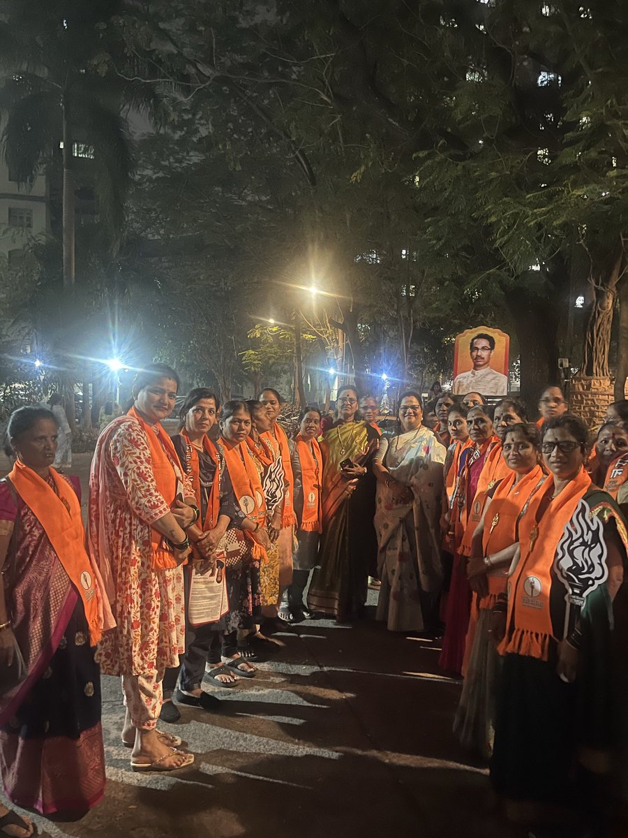 Snehal44's tweet photo. माहिला अघाडीचा विजय असो!!
प्रचार फेरी दि. ०६/०१/२०२६
विभाग क्र. १२२ पवई 
आपली निशाणी
मशाल!!!! https://t.co/4pOeOPgFg1