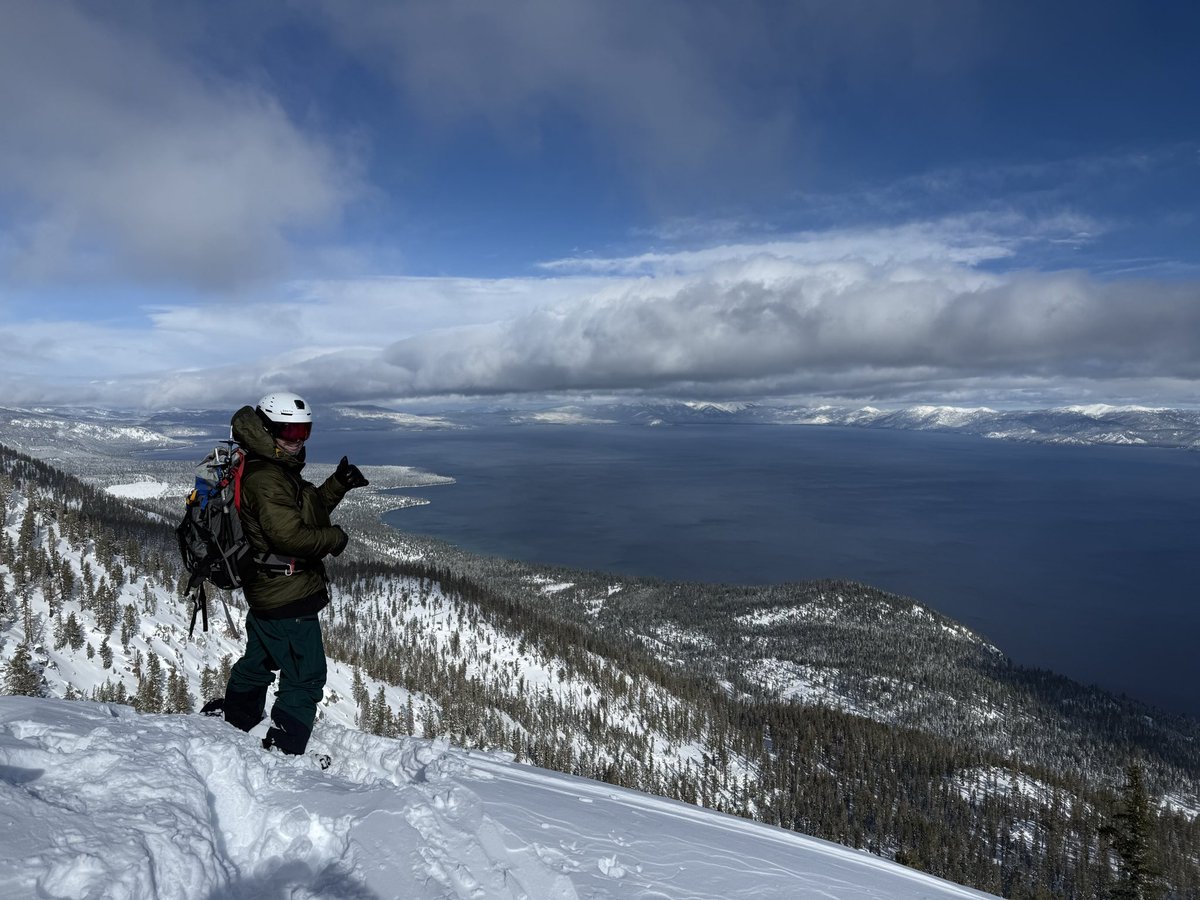 poonrealestate's tweet photo. Powder laps on the West Shore  amongst the old growth. Calls on the skin track and in car. Palisades in the afternoon with my 3-year-old. Cookies at Wildflower. Home for dinner with the family.
It’s hard to beat. Grateful to call Tahoe home. #thisiswhytahoe 
📷 : John Morrison https://t.co/jjEBUGkEYy