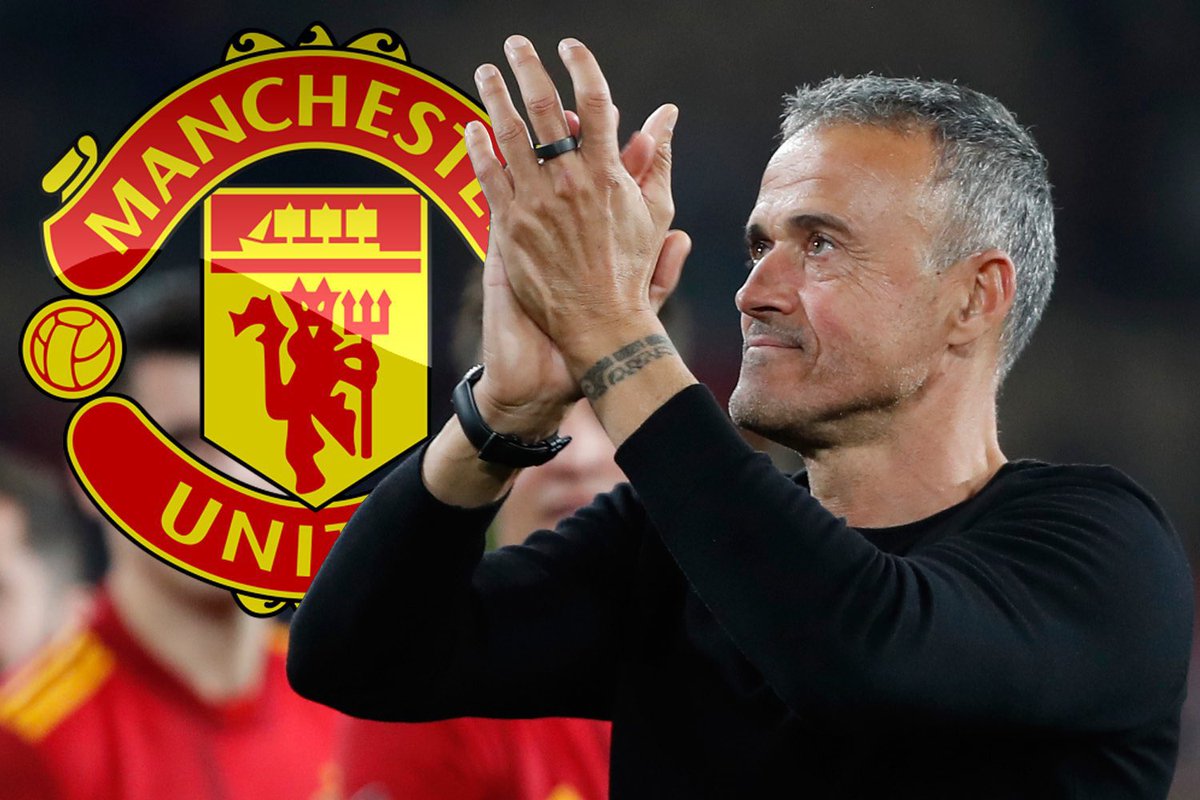 7amirofficial's tweet photo. CR7 told on 2021. Make this thing happen. The only football manager can beat PepG. #ManchesterUnited #LuisEnrique https://t.co/G1nhoy3Hla