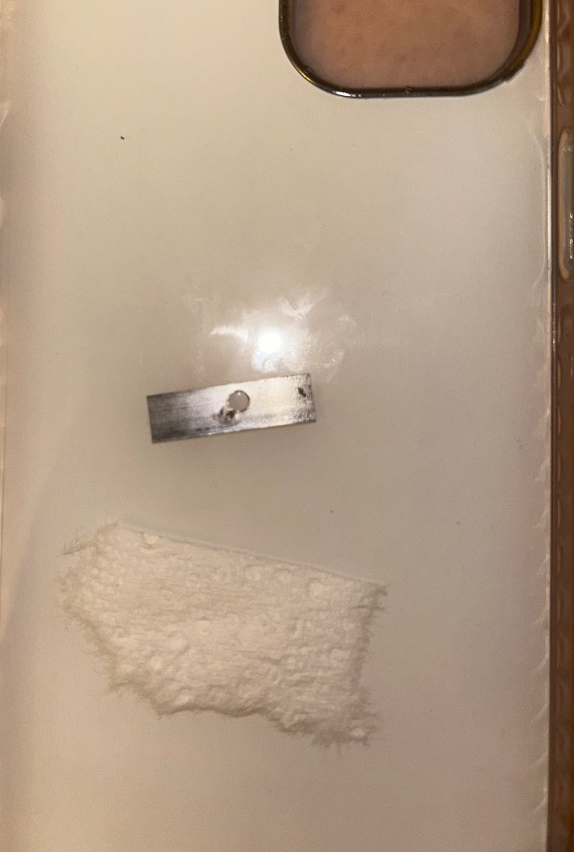 Please help!! I think my blade is getting a bit rusty and I really like this blade!! How do I fix this?? :( #shtwt