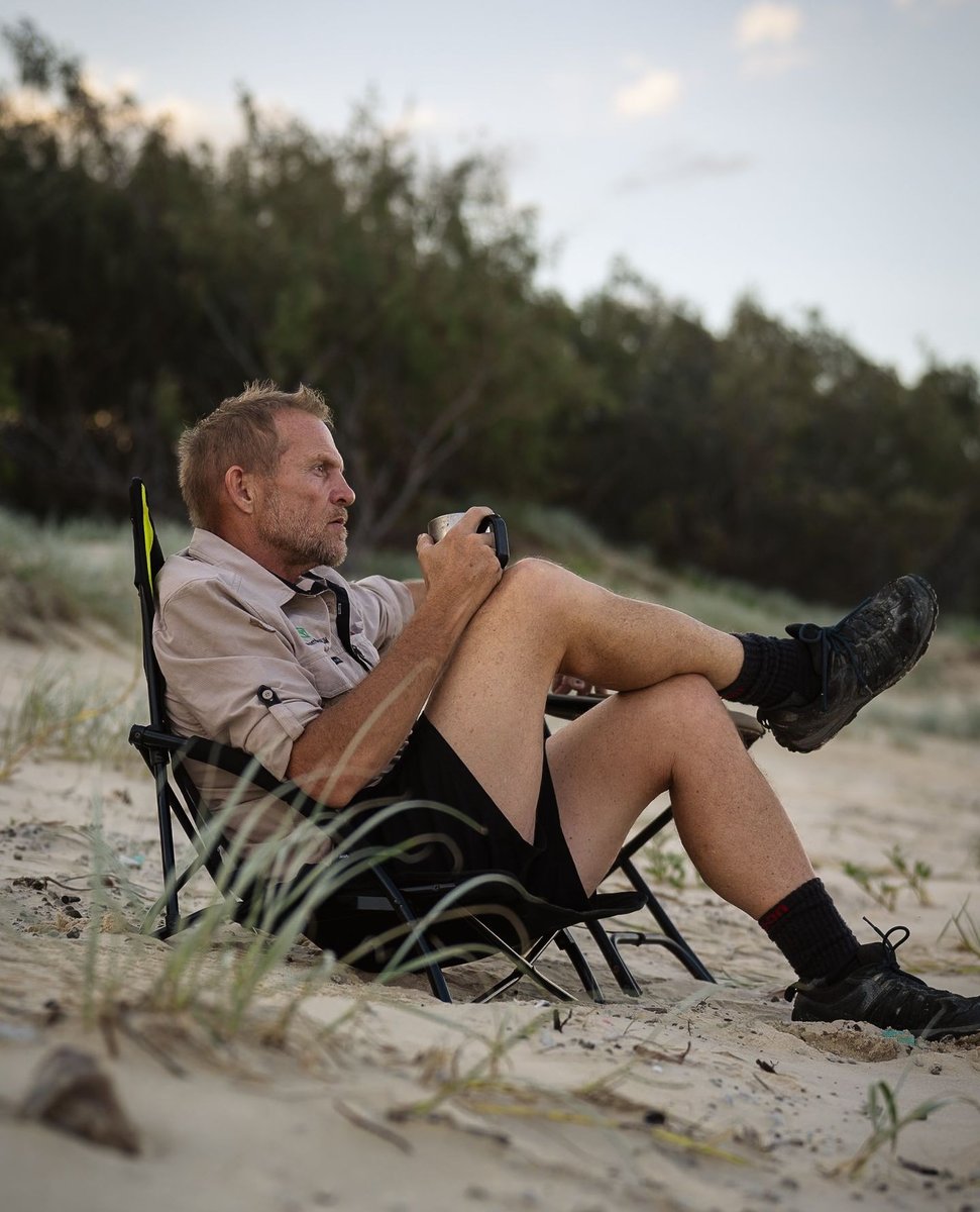 TheOztentGroup's tweet image. Beach parked. Chair low. Time unplanned.⁠
⁠
The perfect pairing — our Sidekick Stool and Malamoo Coolangatta Beach Chair.⁠
⁠
📸 @australianbushman⁠
⁠
#oztent | #discovermore