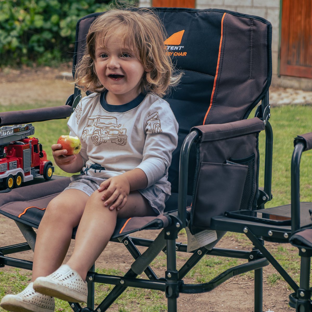 TheOztentGroup's tweet image. Morning light on canvas. Camp chair pulled close. Dogs settled in the shade, waiting for the day to start.

📍 KwaZulu-Natal Midlands, South Africa
📍 Pennington, KZN South Coast, South Africa

#oztent | #discovermore | #30secondtent