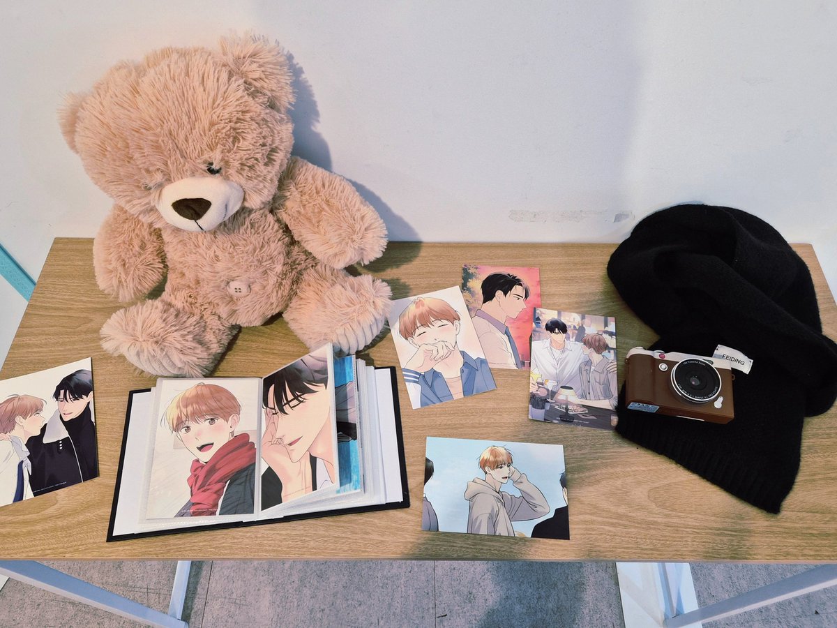 mallinflower's tweet image. 얼마 전에 &amp;lt;모두에게 친절한 너는 왜&amp;gt; 카페 판타지트를 다녀왔습니다. 입구에서부터 채헌이와 정윤이가 반겨주어 참 반가웠어요! 😊😊😘 

주위를 둘러볼 때마다 채헌 정윤과 눈이 마주쳐서 여기가 천국인가 싶었던 기억이 나네요...♡ 조만간 한번 더 가봐야겠습니다😊😊❤️