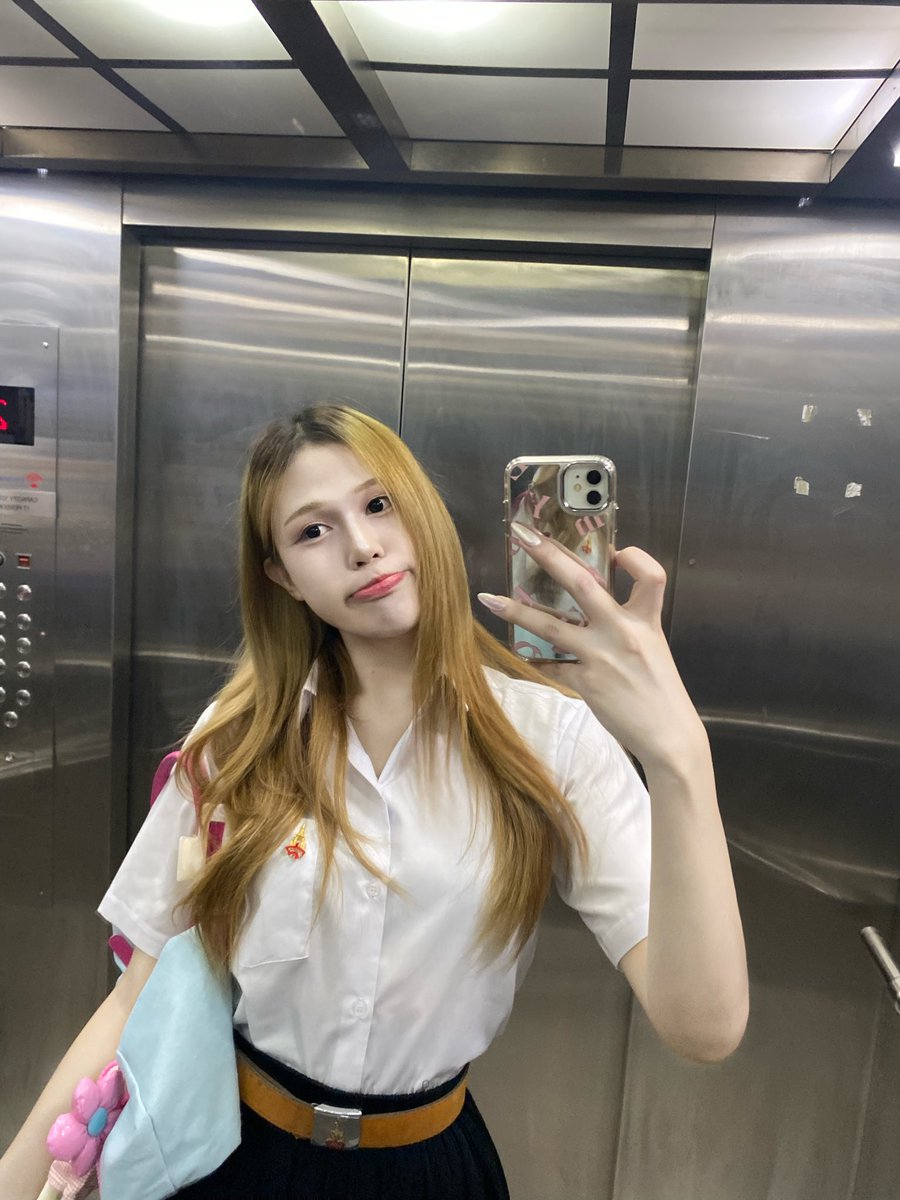 หิวอ่าาาาา🍕🍝🍣