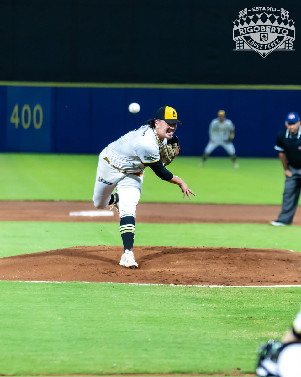 Postales 📸📸 del Juego del Round Robin entre Indios del Boer y los Leones de León donde los visitantes se impusieron con marcador de 17 carreras por 8

#estadiorigobertolópezpérez