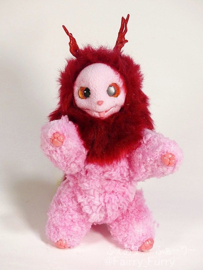 作家様　アートドール ピンクのドラゴン ふわふわ赤ドラゴンちゃん🐾 #ハンドメイド #アートドール