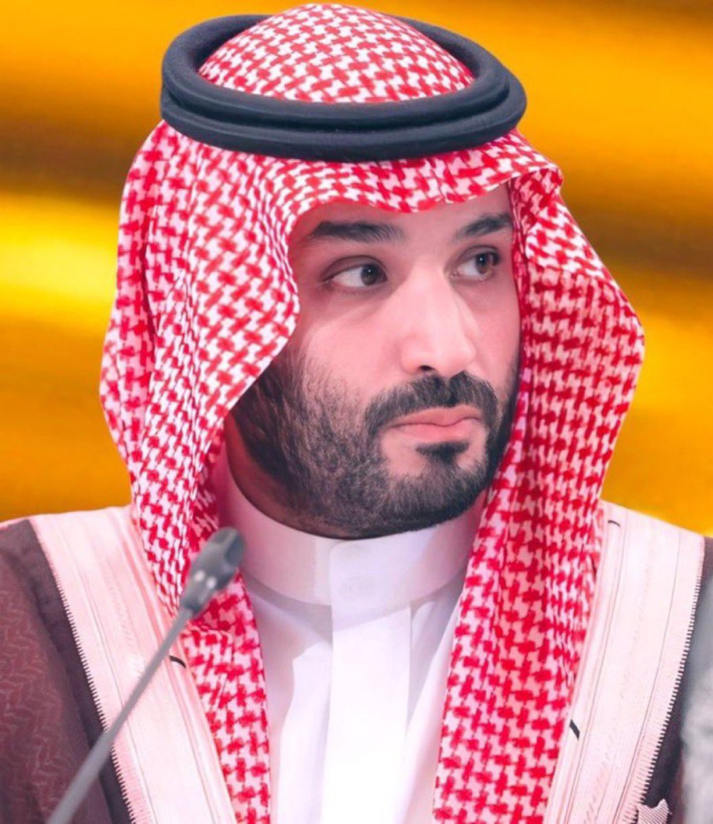 يوم بعد يوم تُثبت المملكة العربية السعودية انها هي الأمن والأمان و هي شامخة كالجبال،هي الملاذ حين تعصف وتشتد رياح الأزمات..

بـقيادة سمو سيدي ولي العهد الامير محمد بن سلمان وذراعه الايمن سمو سيدي خالـد بن سلمان، يُصنع القرار في الرياض فالزعامة والقيادة لاتسع الا لـدولة واحده!🇸🇦♥️