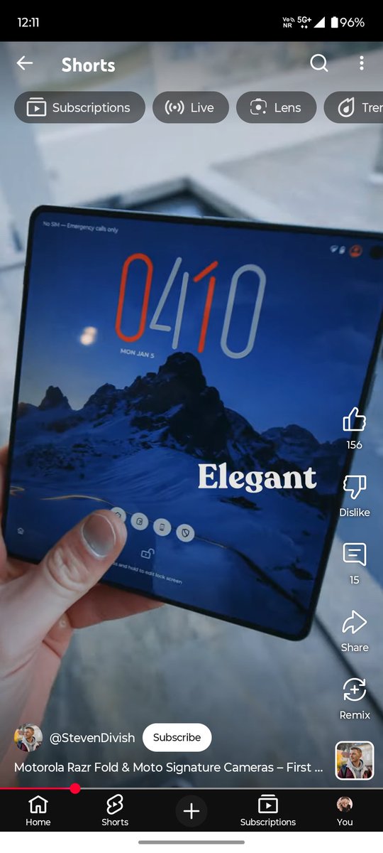 Moto razor fold got new phone style in the lock screen 🔥 
<a href="/Fanboy_Moto/">MotoFanboy</a>