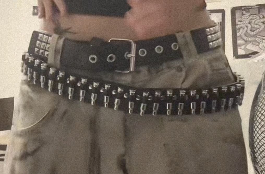 bab0oshk44's tweet image. 