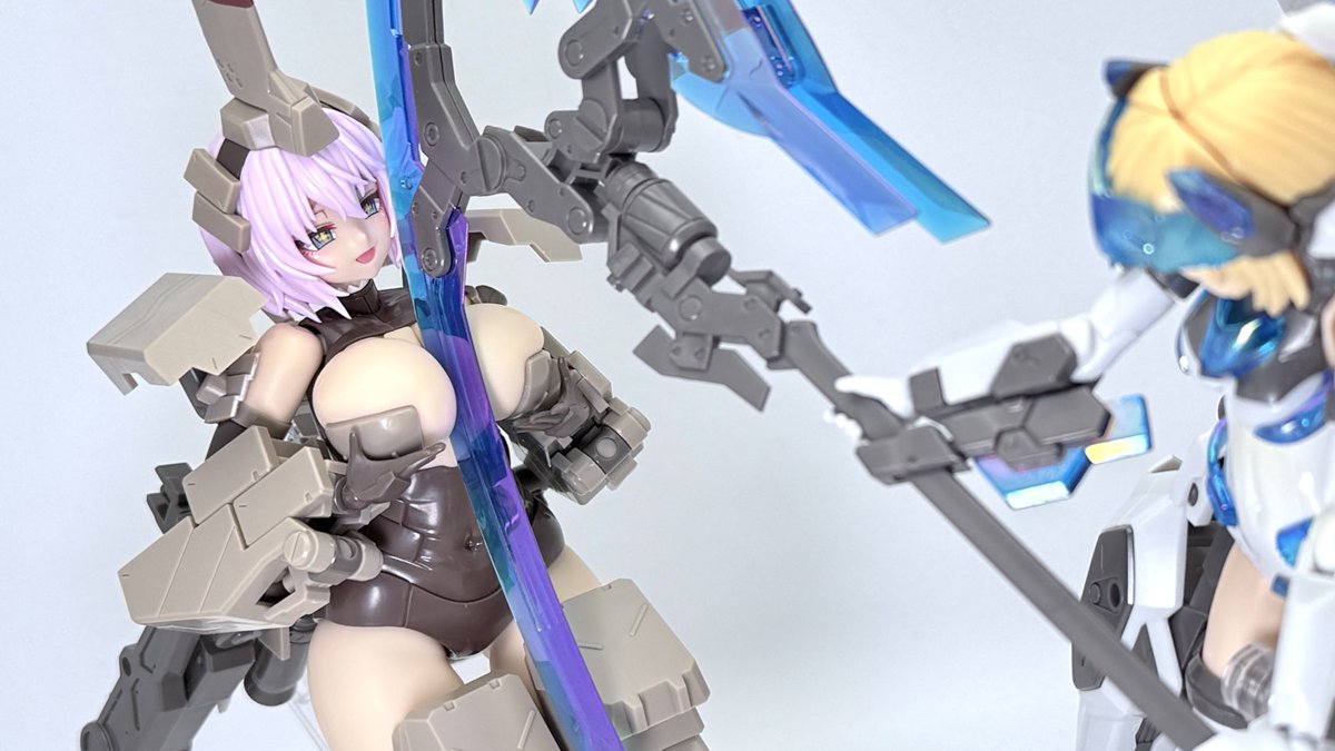 kotobukiya_tkw's tweet image. 【立川本店】
サンプル展示情報：2026年1月発売予定
『#フレームアームズ・ガール』より
「輝鎚・甲」￥7,480(税込)のサンプルが到着致しました！
コトブキヤショップ限定特典『特別カラー髪パーツ』が付属！

現在ご予約受付中です！
ぜひご利用ください！
#FAガール