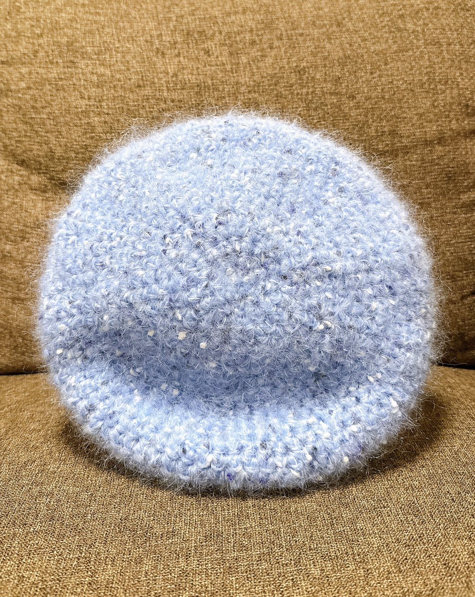 いつも大変お世話になっています☺️🧶💓マンセルメリノレインボウ、コットンエブリィ、あとはパピーさんの糸もユザワヤさんで購入させていただきました✨今年もたくさん編みたい☺️#ユザワヤの編み物選手権