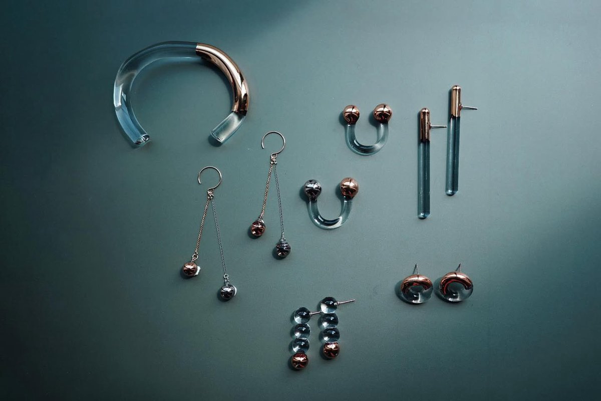 今年最初の対面イベントは、HandMade In Japan Fes' 冬2026！
冬らしいフロスト加工のガラスの装身具などお持ちします。
冬の出展は久しぶりなので、皆様ぜひ遊びに来てください！
1月17日（土）・18日（日）　11:00~18:00
ビッグサイト 西1・2ホール
ブース番号B-13
#handmadeinjapanfes #HMJ