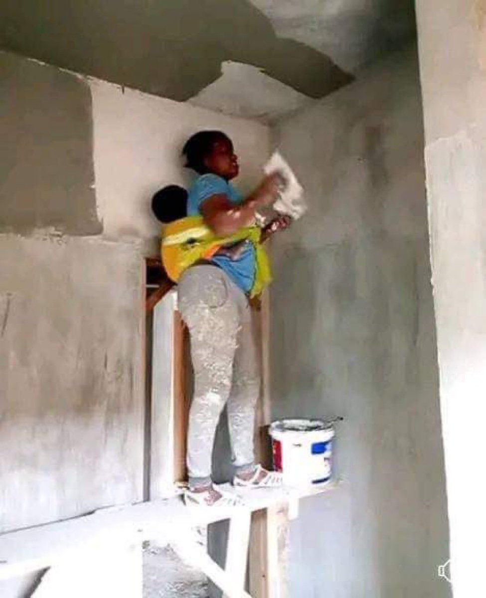 Even if your battery is 1% please leave a heart ❤️for this woman.🙌