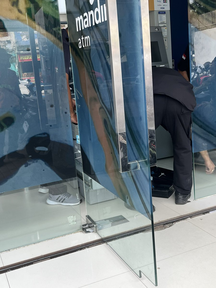 gemhufffttt's tweet image. Ya Allah mau bgt itu yg di masukin abang2nyaaa🥺🥺🥺