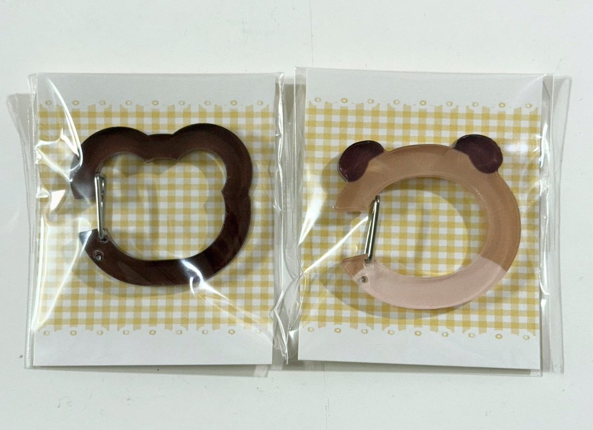 __jjinsarang's tweet image. 성짅이 생일 기념 &amp;amp; 입덕 800일 기념
RT 해주신 분들 중 두 분께 카라비너 보내드려요🥰

-🐻카라비너 1명
-🐶카라비너 1명

이벤트성 팔로❌❌
구독계, 비계 제외

반택비 부담 가능하신 분만 참여해주세요!

당발은 18일 밤에 하겠습니다!!