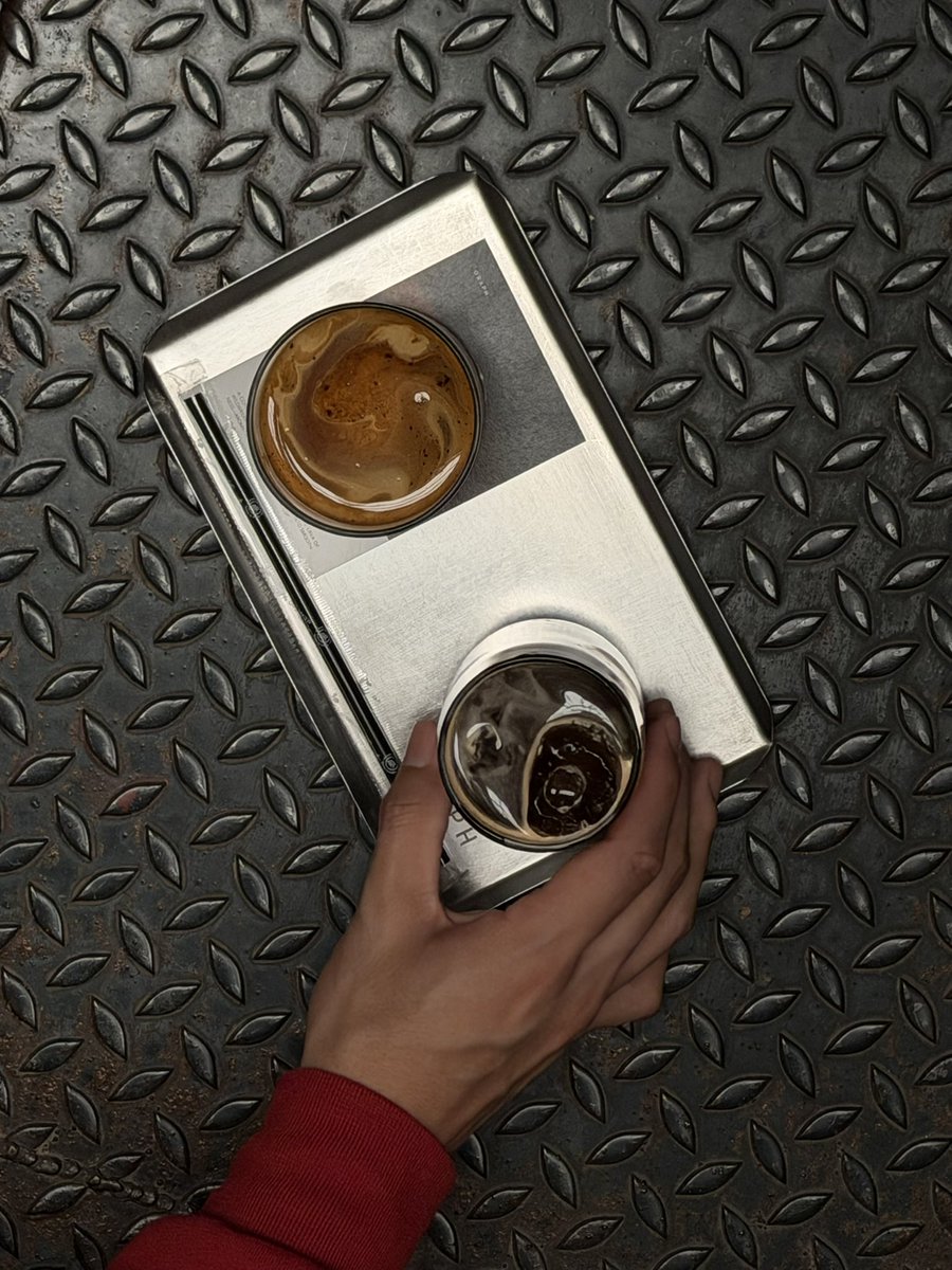 PRAPRNON's tweet image. CNX.