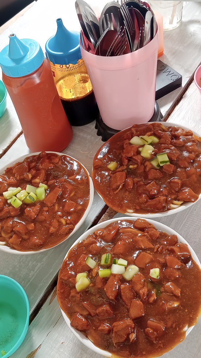 diamonddiary__'s tweet image. mie ayam kedua di 2026