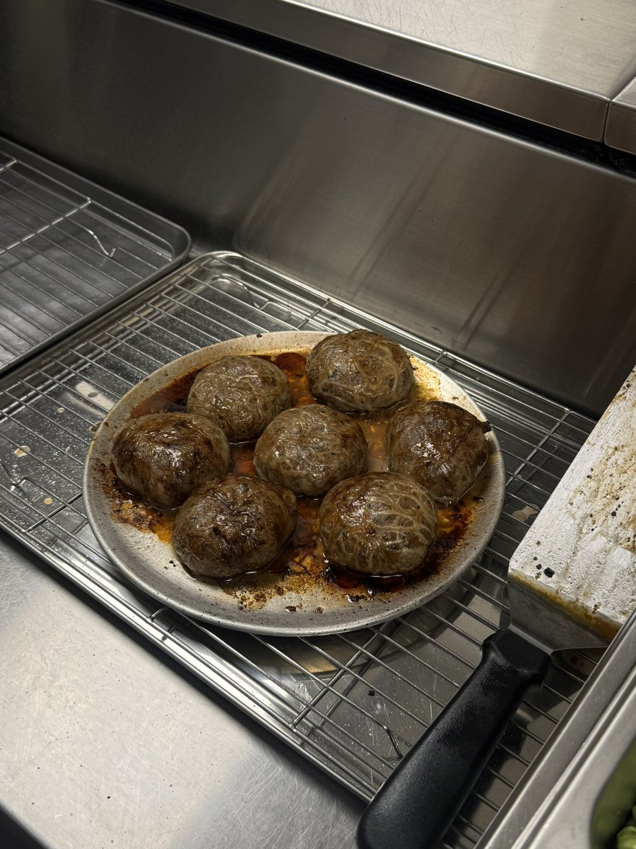 PRAPRNON's tweet image. ข้าวต้มกุ๊ย 2026 ✨