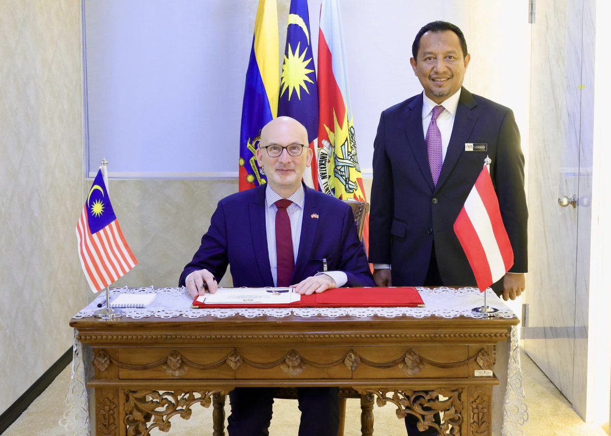 Gerhard Eisl tweet media